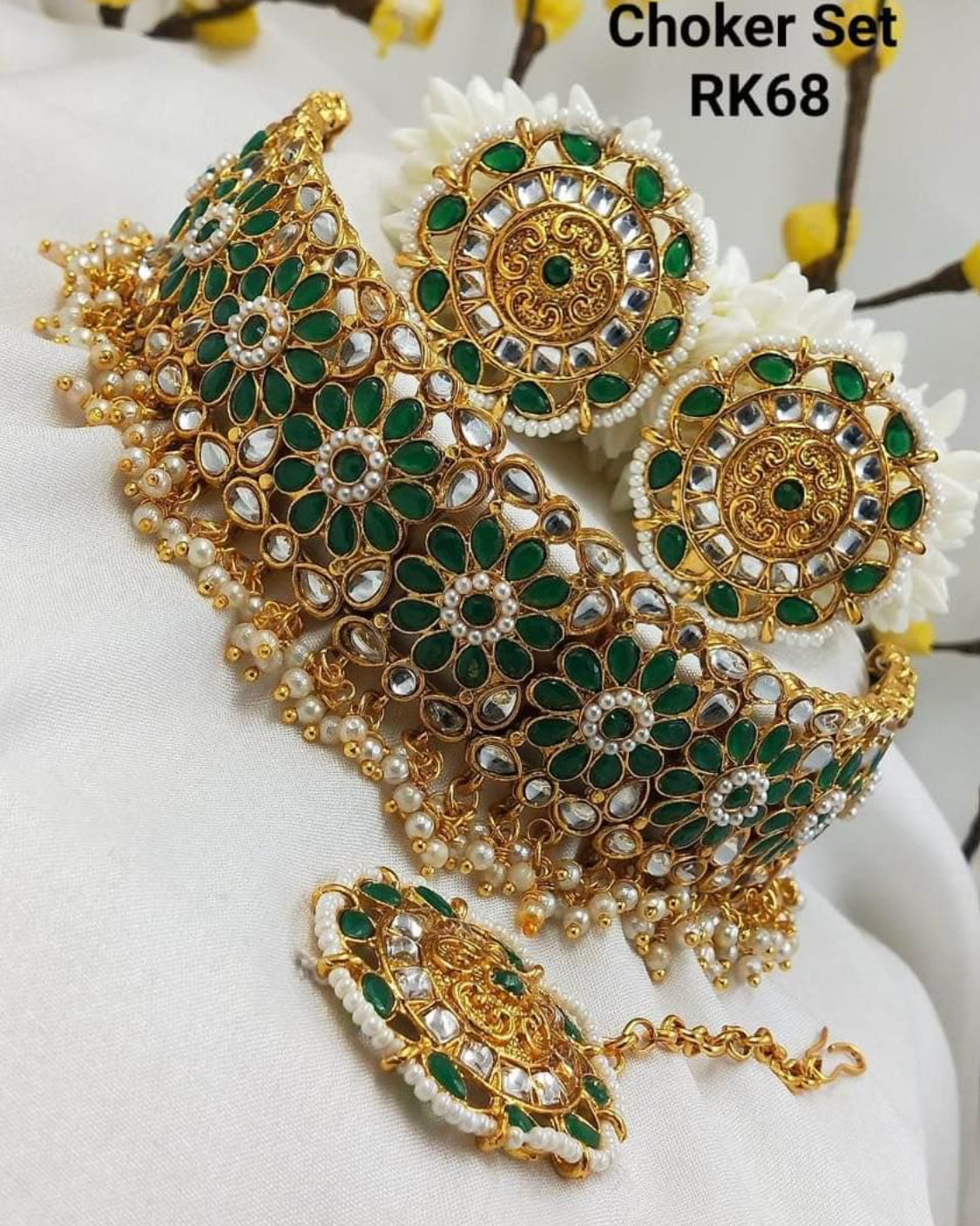 Beautiful designer choker set with studs earrings n tikkah