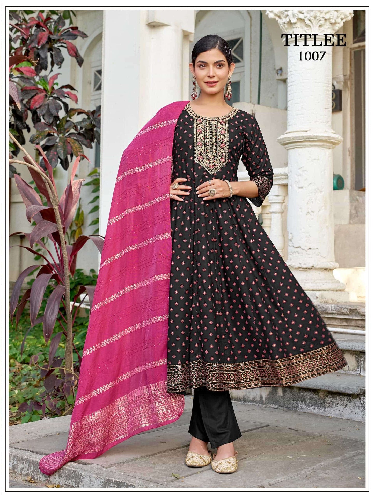 Beautiful designer Readymade Anarkali 3 Piece Suit
