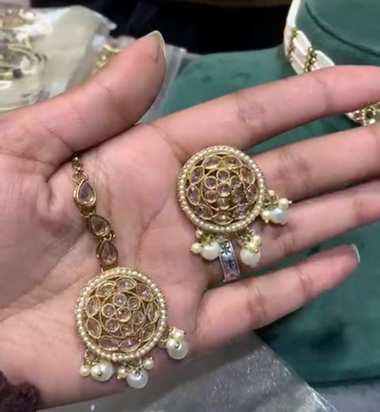 Beautiful designer choker necklace set