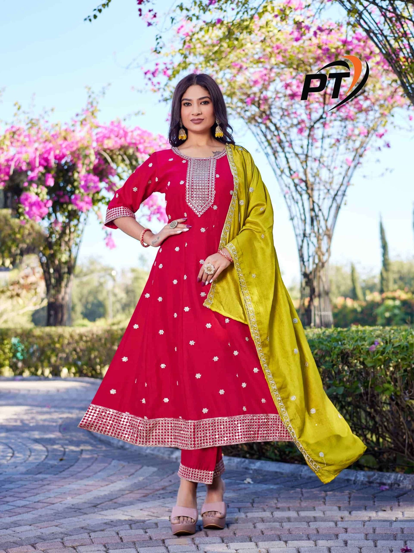 Beautiful designer Kurti pants dupatta