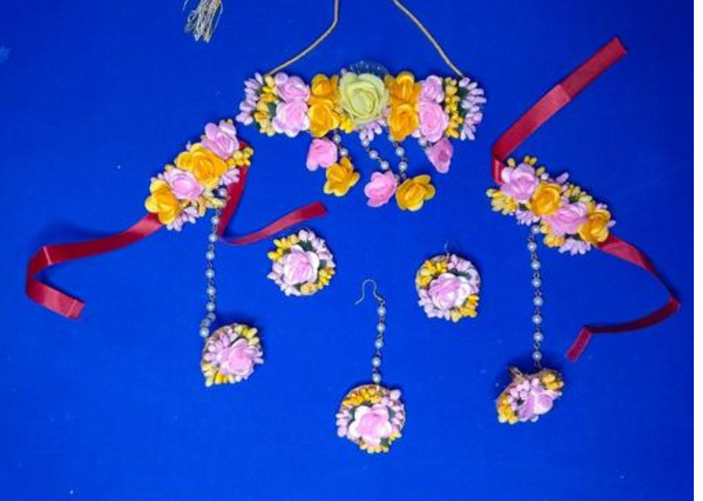 Beautiful designer Synthetic Rose Floral Necklace Set