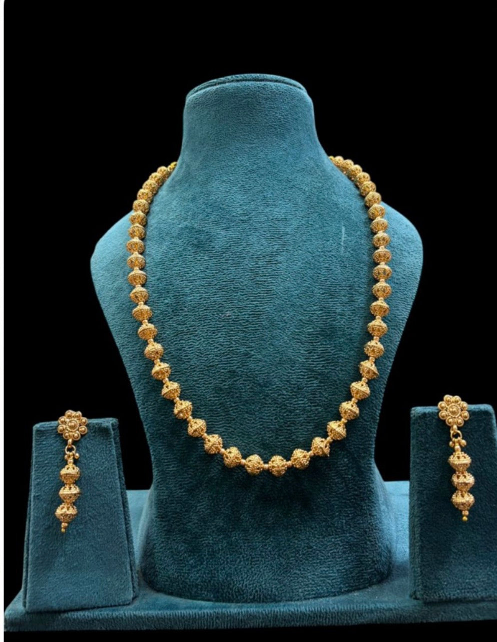 Beautiful designer gold plated moti Mala necklace set