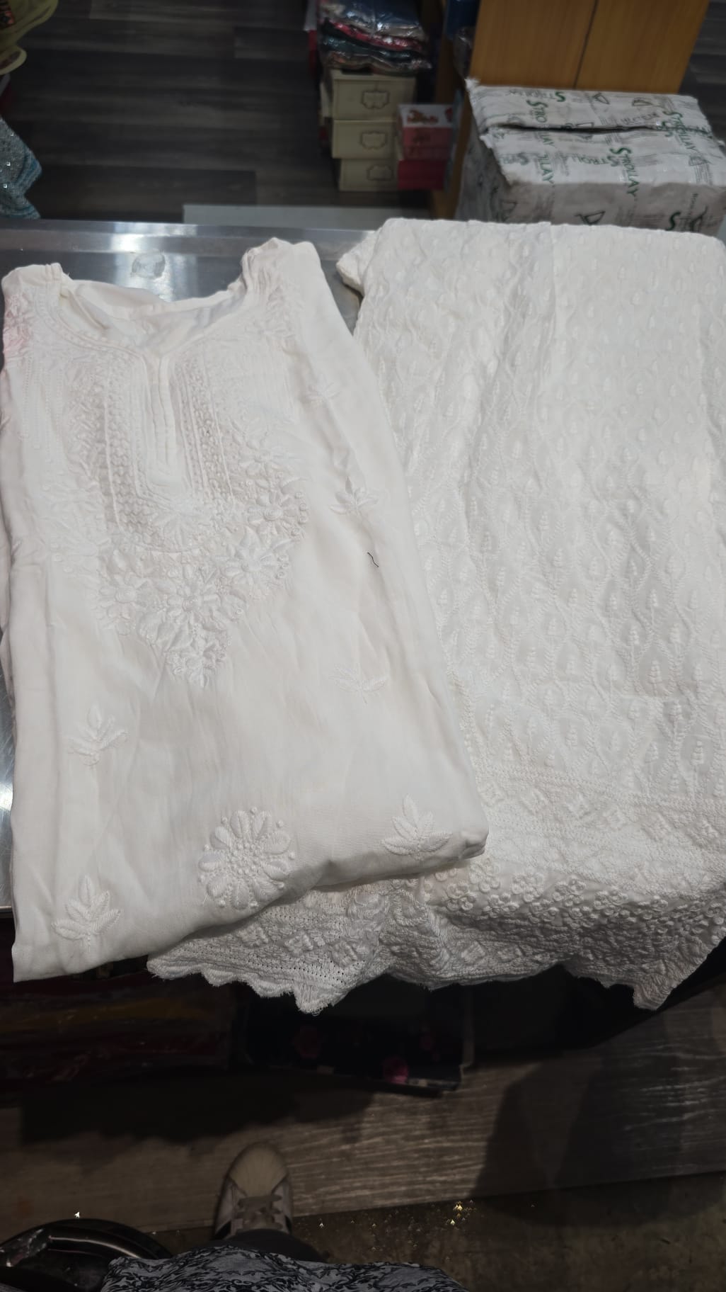 Beautiful designer lucknowi Embroidery Kurti plazo