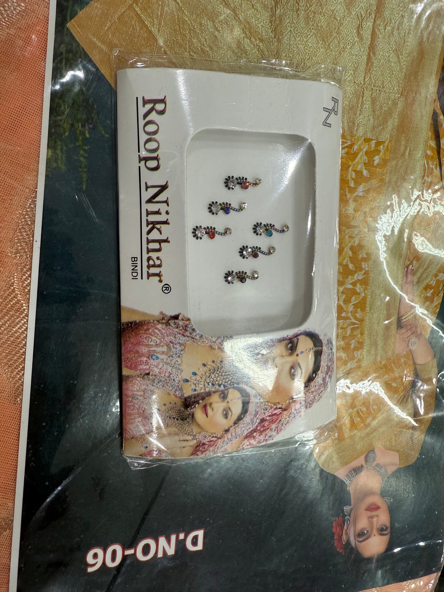 Beautiful designer bindi/tikka