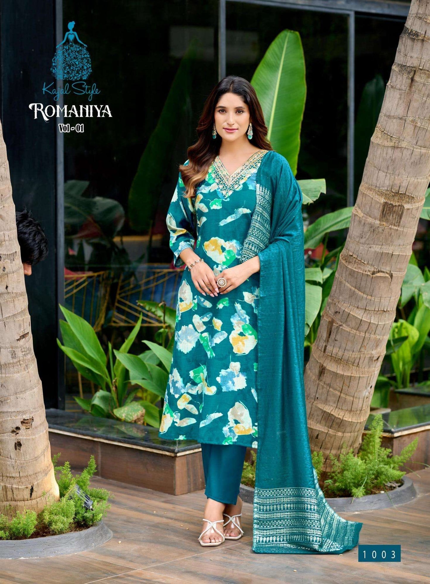 Beautiful designer Kurti with pants with duppatta