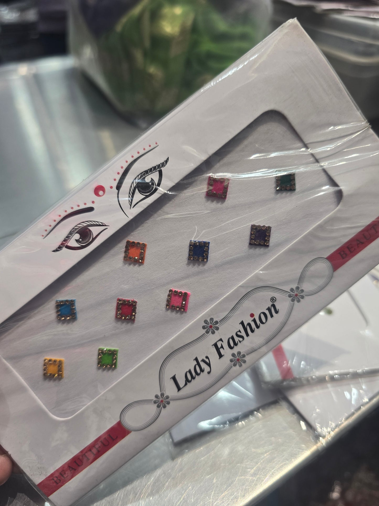 Beautiful designer bindi/tikka