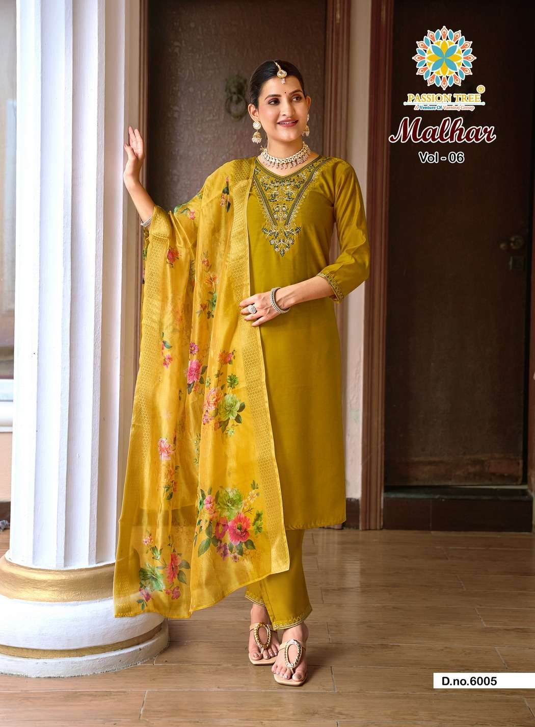 Beautiful designer Kurti with pants with duppatta