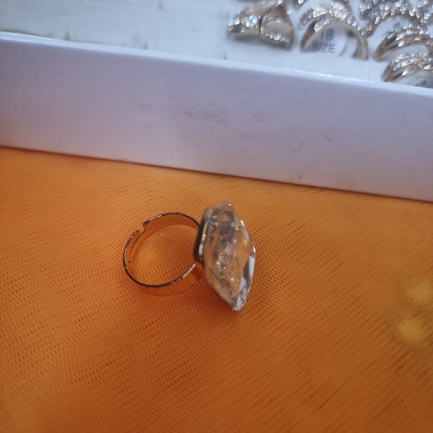 Beautiful adjustable ring