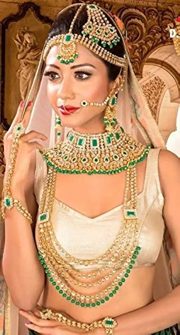Beautiful designer Ethnic Indian Traditional Gold Plated Kundan Dulhan Bridal Jewellery Set with Choker Earrings Maang Tikka Hathphool for Women