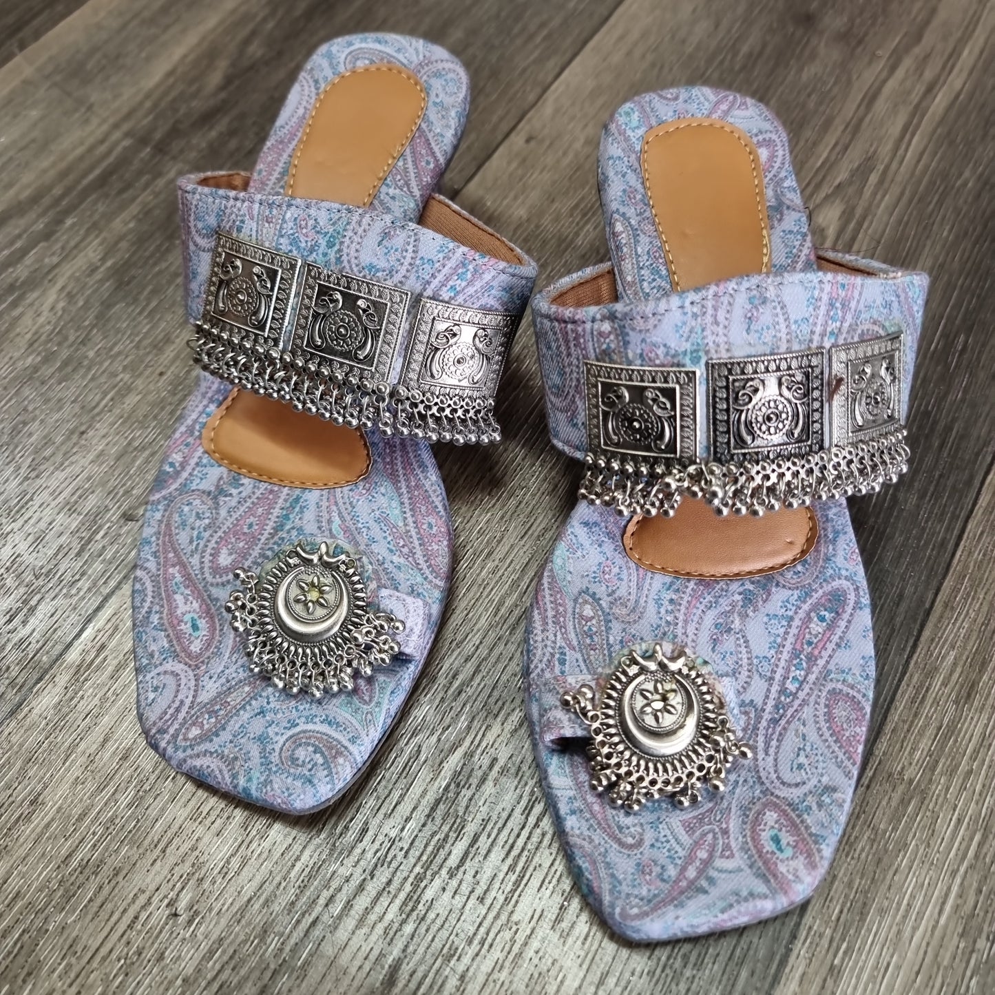 Beautiful designer jaipuri indian heels