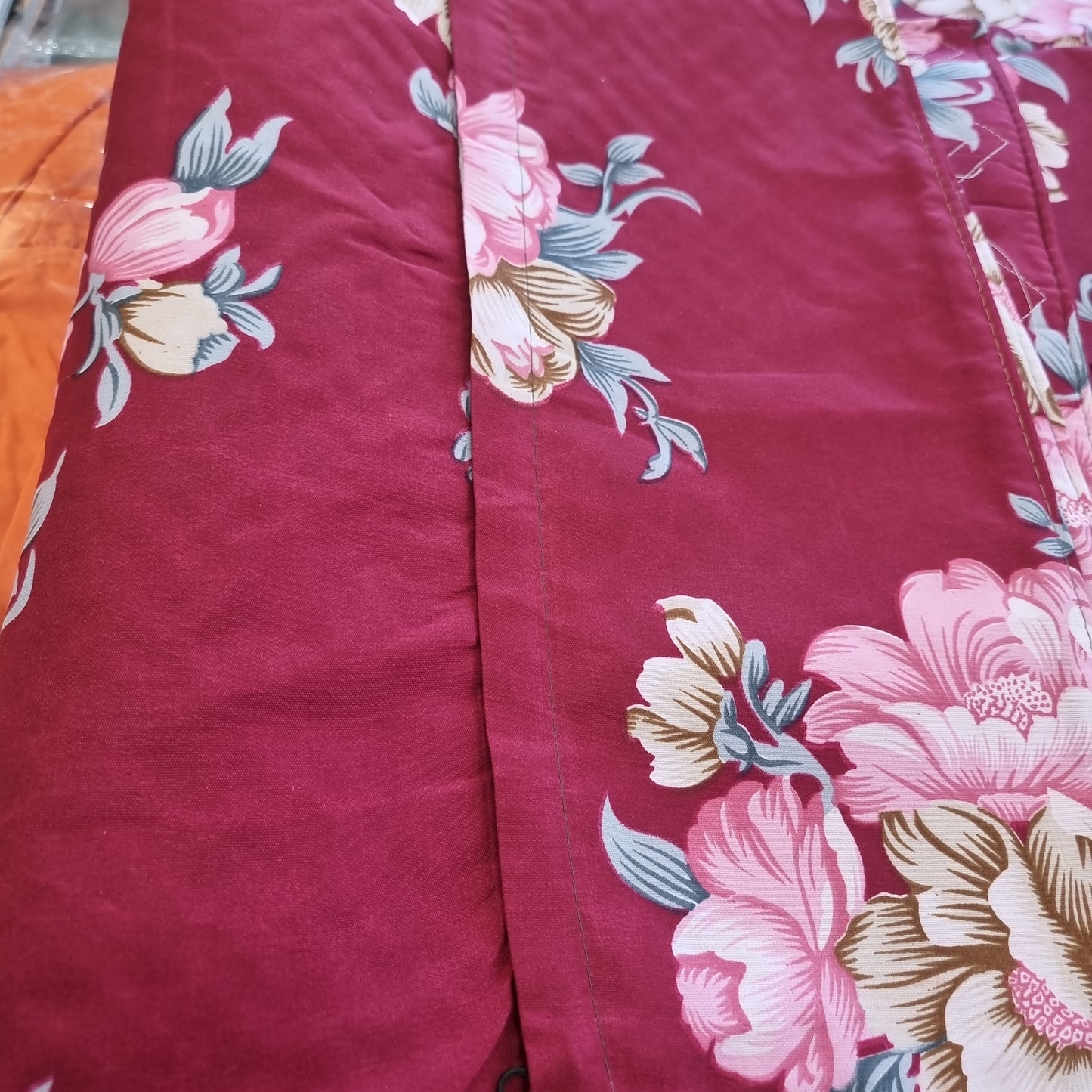 Beautiful designer glacé cotton bedsheet set