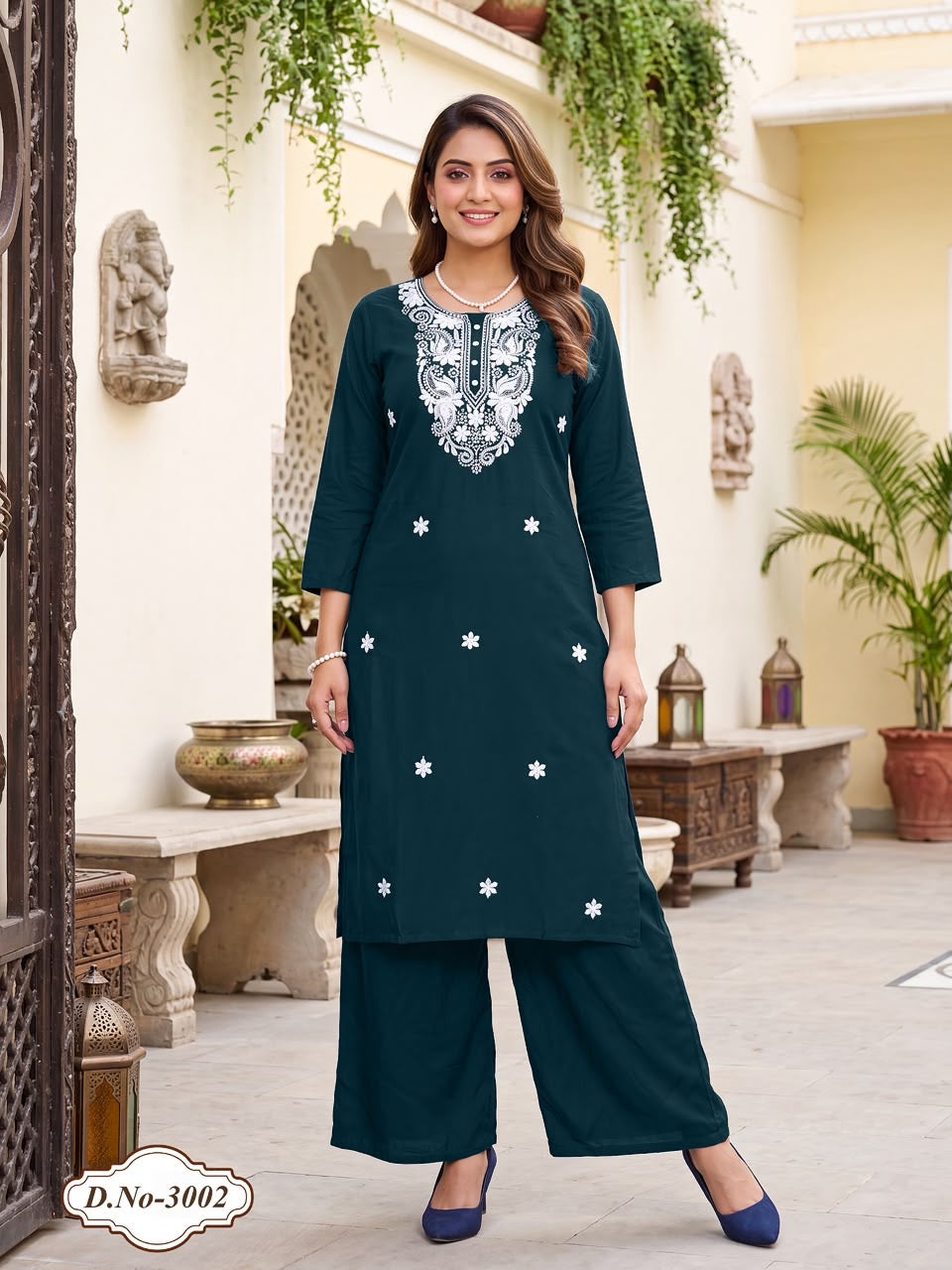 Beautiful designer lucknowi Kurti plazo