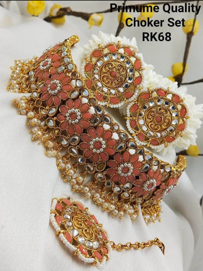 Beautiful designer choker set with stud earings n tikkah