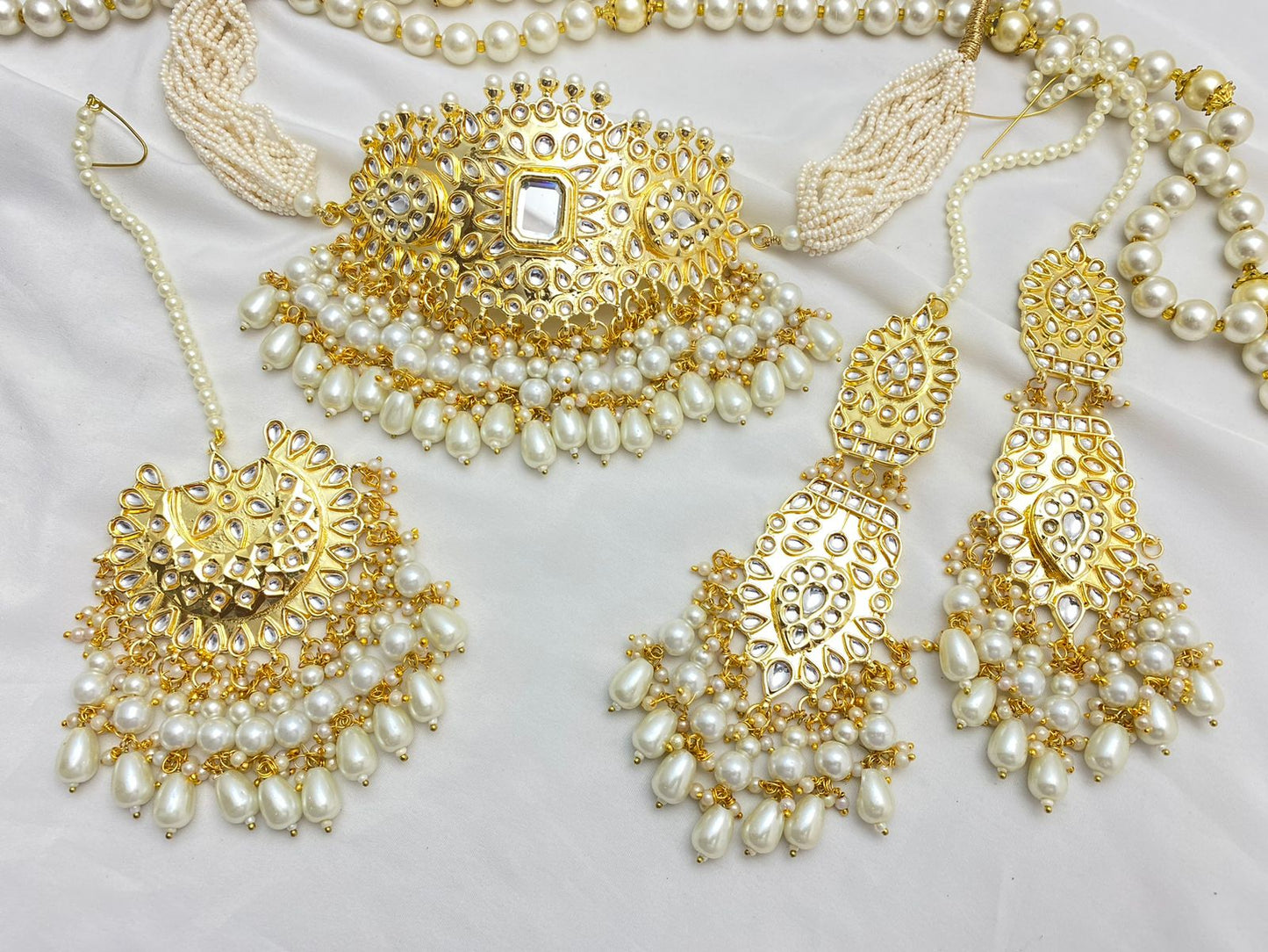 Beautiful designer kundan choker necklace set