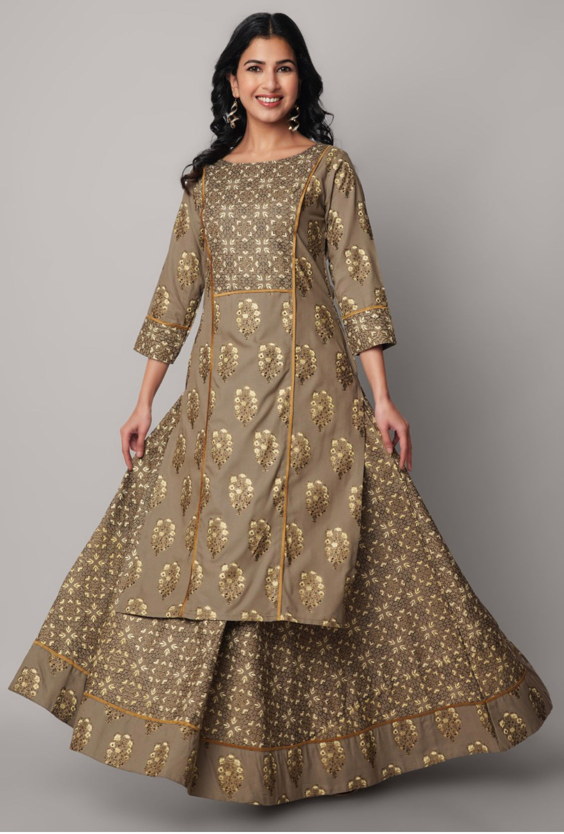 Beautiful designer kurti with skirt