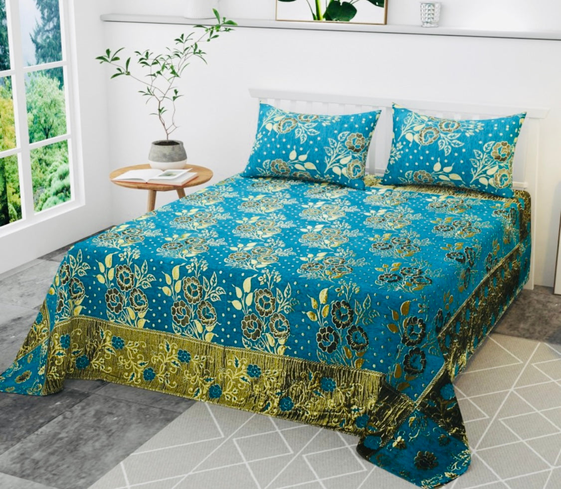 Beautiful designer velvet bedspread with matching pillowcases