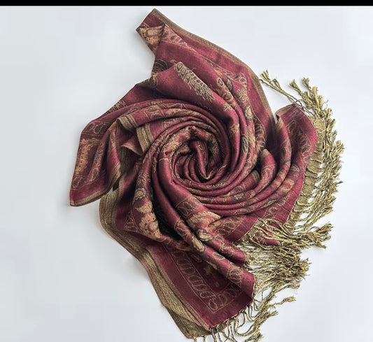Beautiful designer woolen stroll/shawl