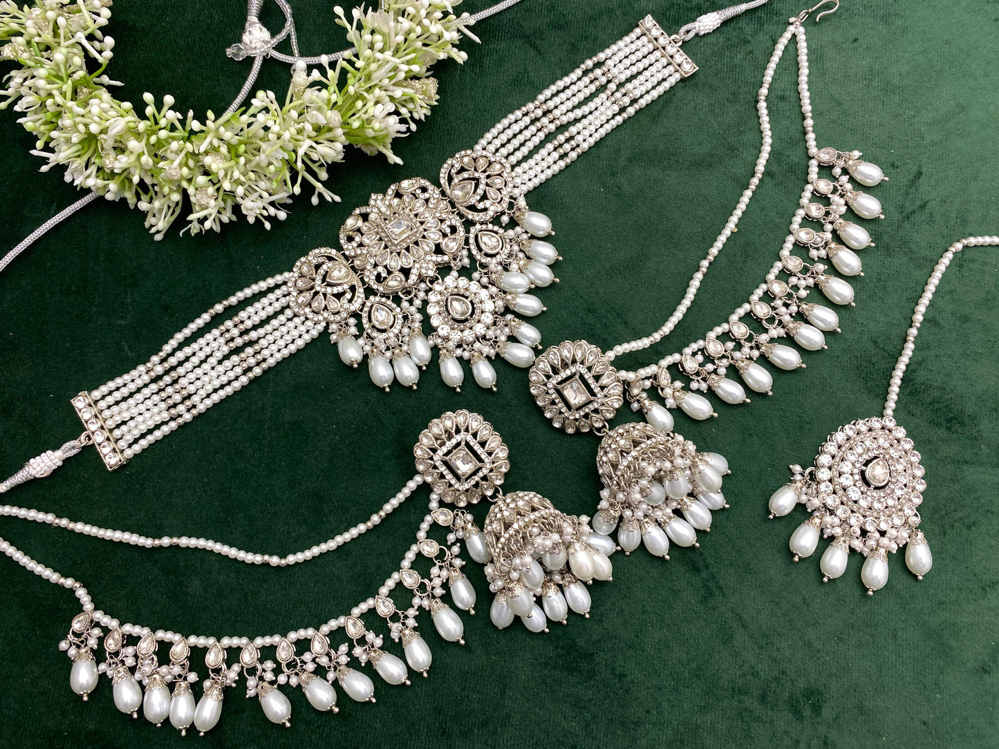 Beautiful designer Pakistani style necklace set