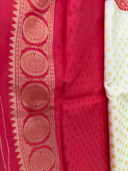 Beautiful designer Silk Blend Banarasi Saree With Unstitched Blouse Piece