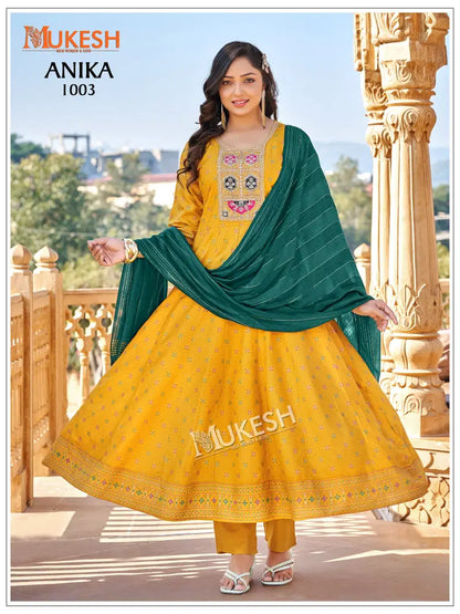 Beautiful designer Kurti pants dupatta