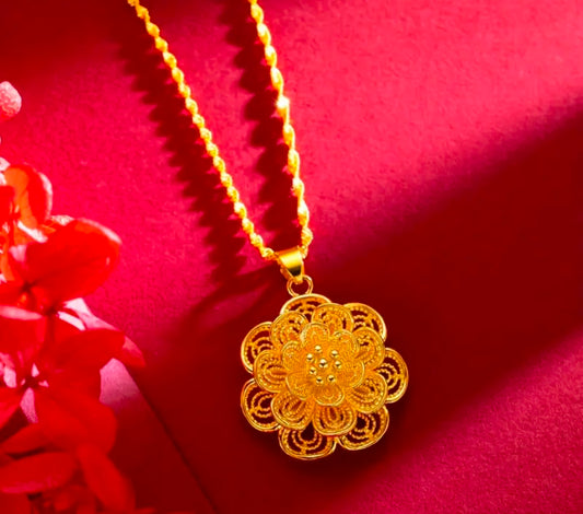 Beautiful designer chain with pendant