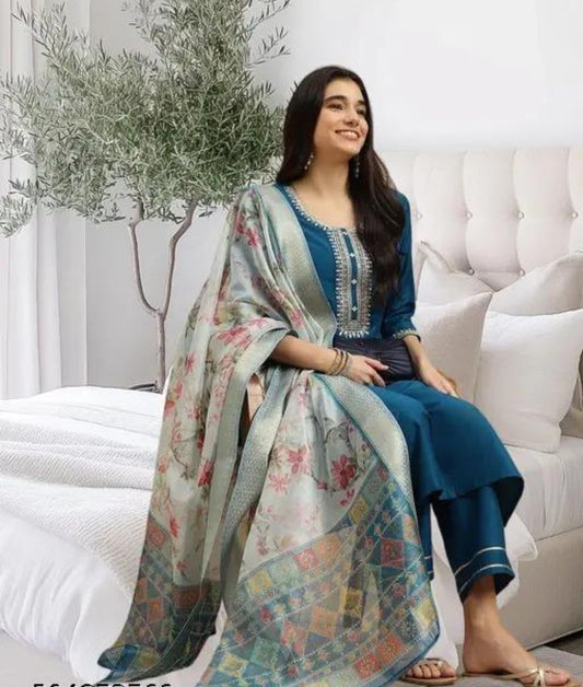 Beautiful designer Pakistani style suit