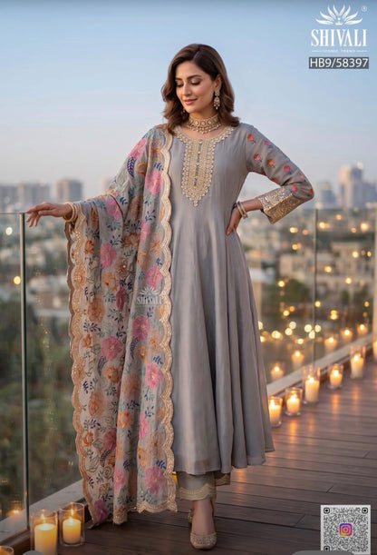 Beautiful designer Pakistani anarkhali suit