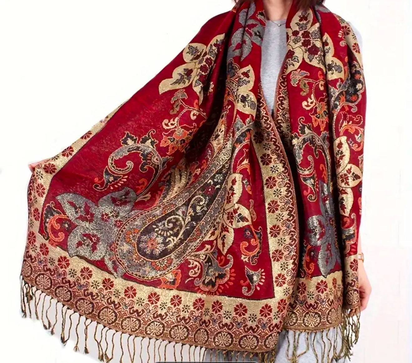 Beautiful designer woolen stroll/shawl