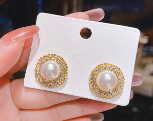 Beautiful designer pearl studs earrings