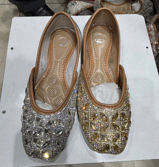 Beautiful designer jutti