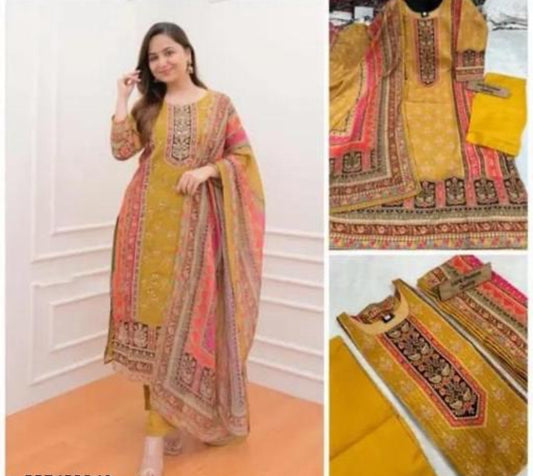 Beautiful designer Pakistani style suit