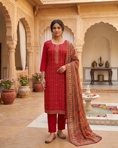Beautiful designer ready to wear Pakistani style suit