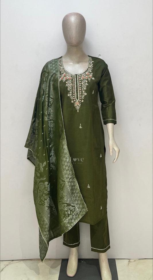 Beautiful designer straight Pakistani suit