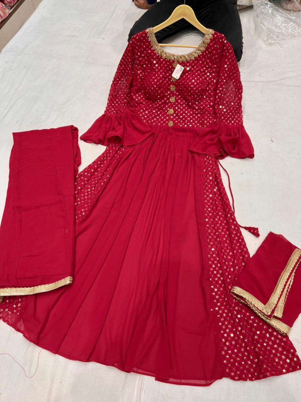 Beautiful designer nyra cut plazo suit