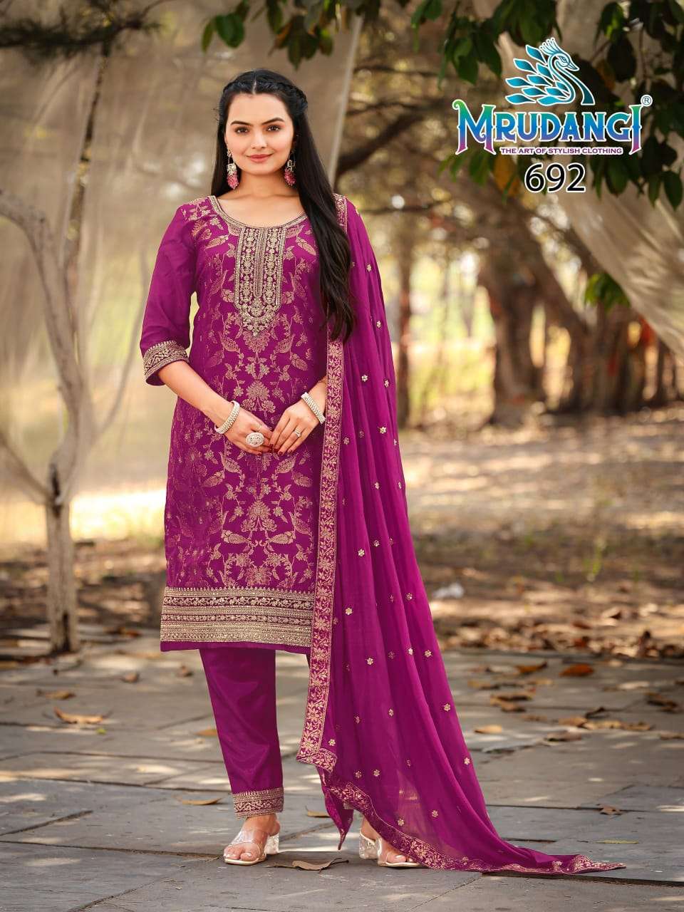 Beautiful designer Pakistani style suit