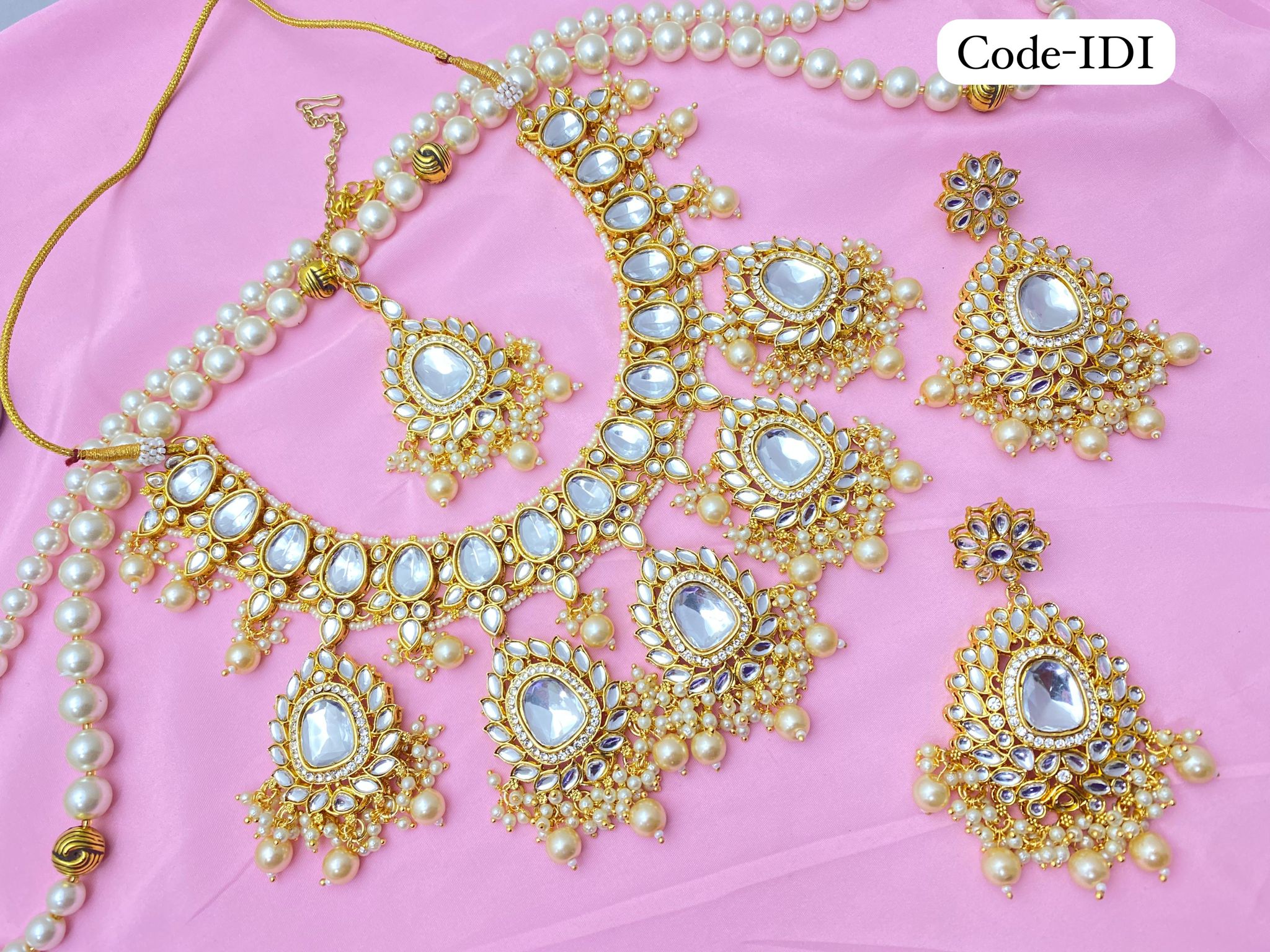 Beautiful designer kundan choker necklace set