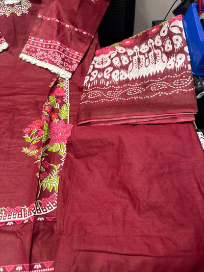 Beautiful designer Pakistani style suit