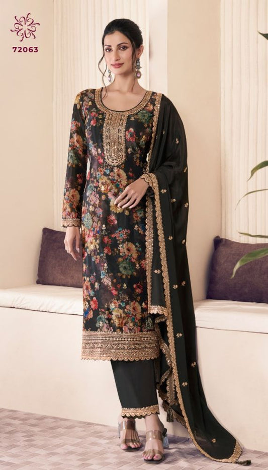 Beautiful designer Pakistani suits