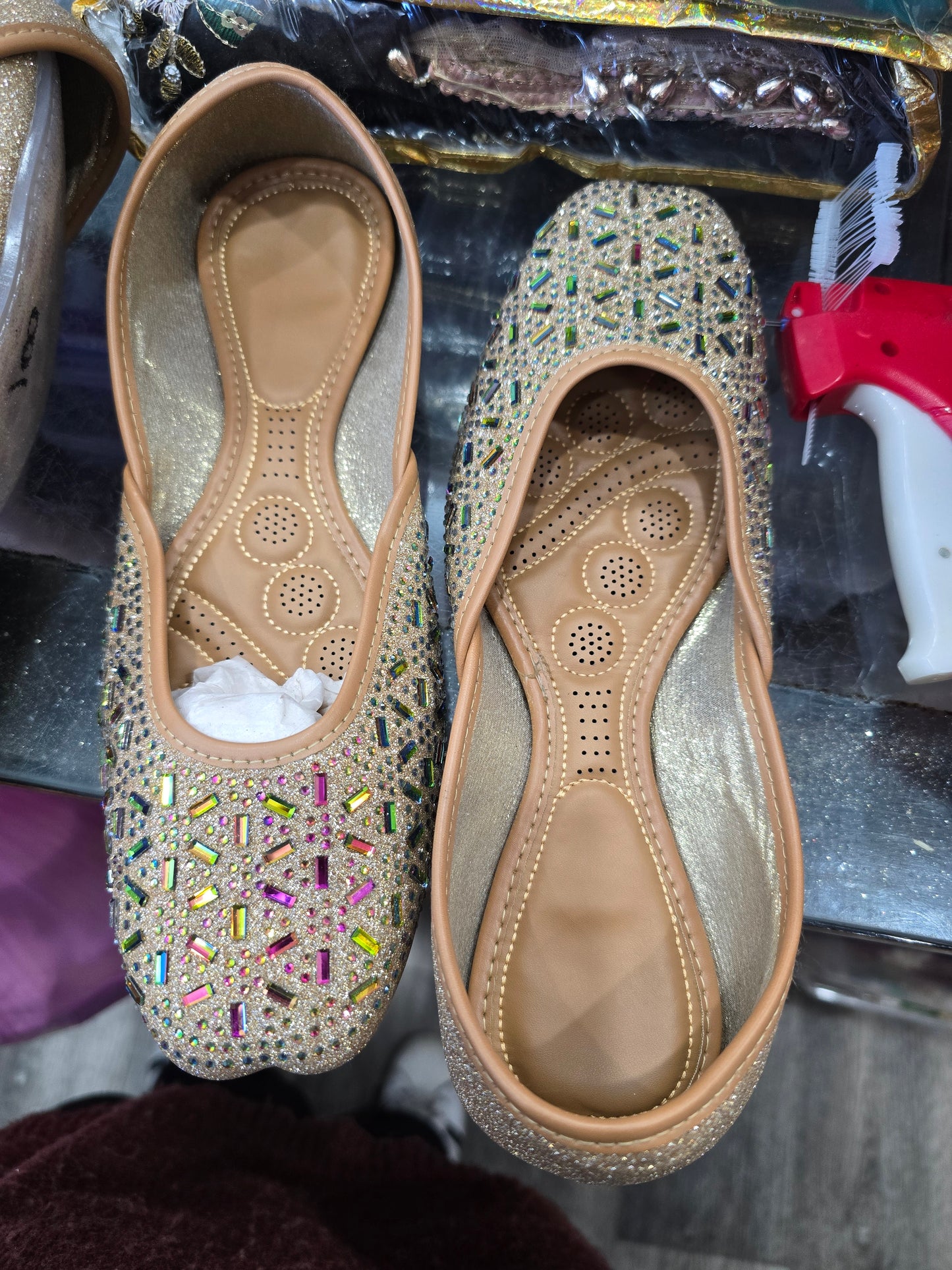 Beautiful designer jutti/shoes