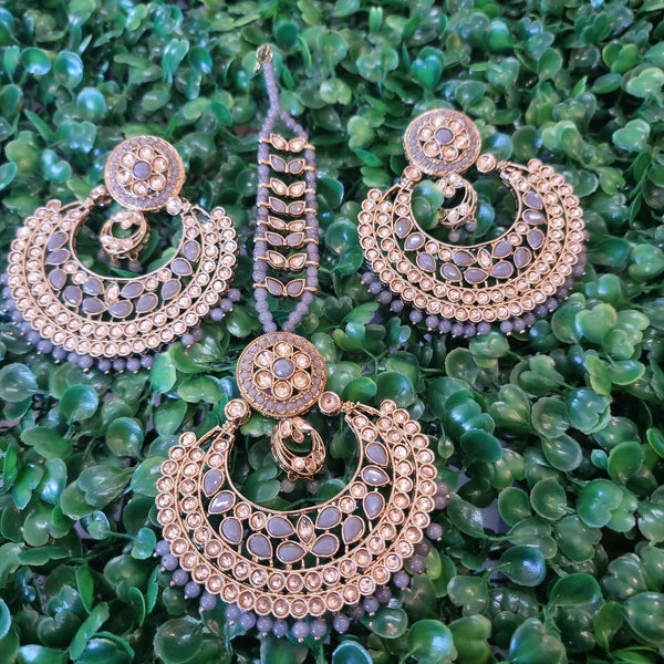 Beautiful designer oversized earing tikkah/bindi set