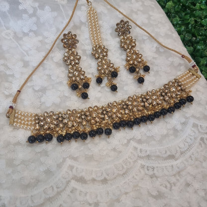 Beautiful designer choker set