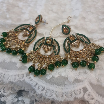 Beautiful designer earing with tikkah