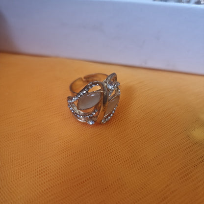 Beautiful  adjustable ring