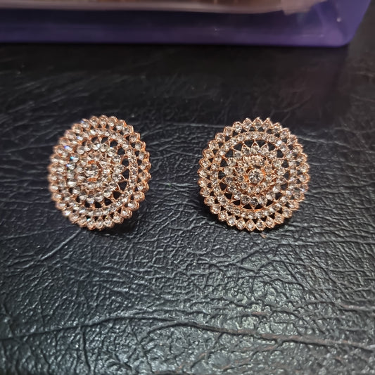 Beautiful designer stud earing