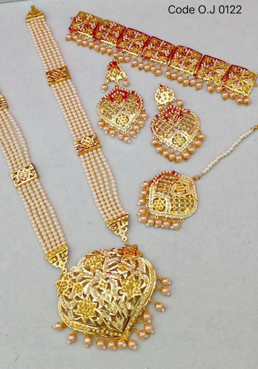 Beautiful designer necklace set