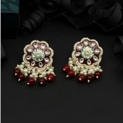 Beautiful designer stud earing